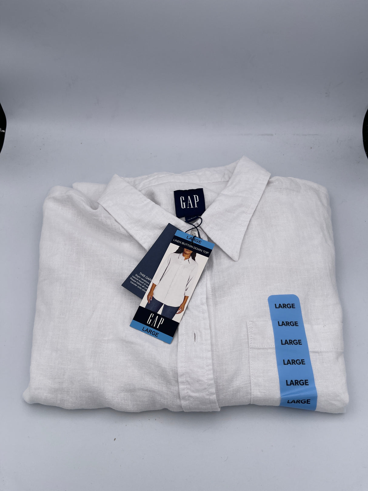 Women's Gap Long Sleeve Button Up Shirt