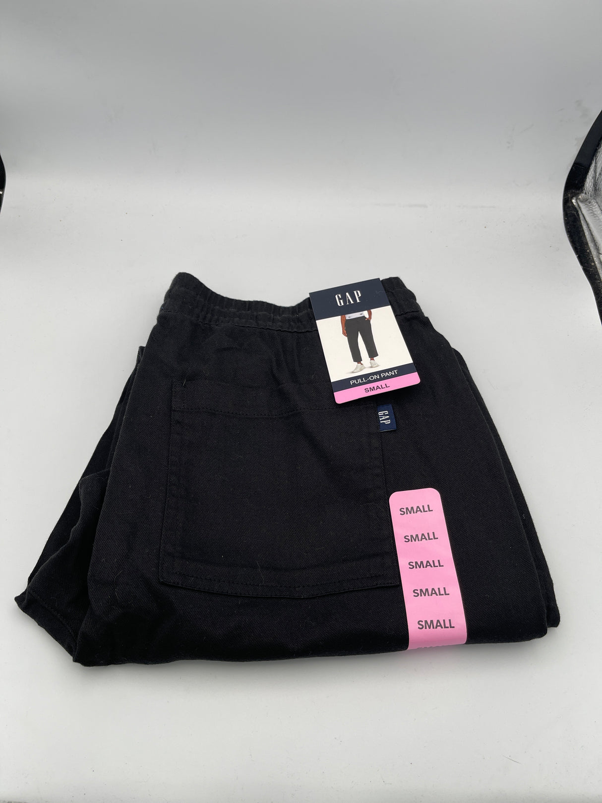 Women Gap pull on Pants