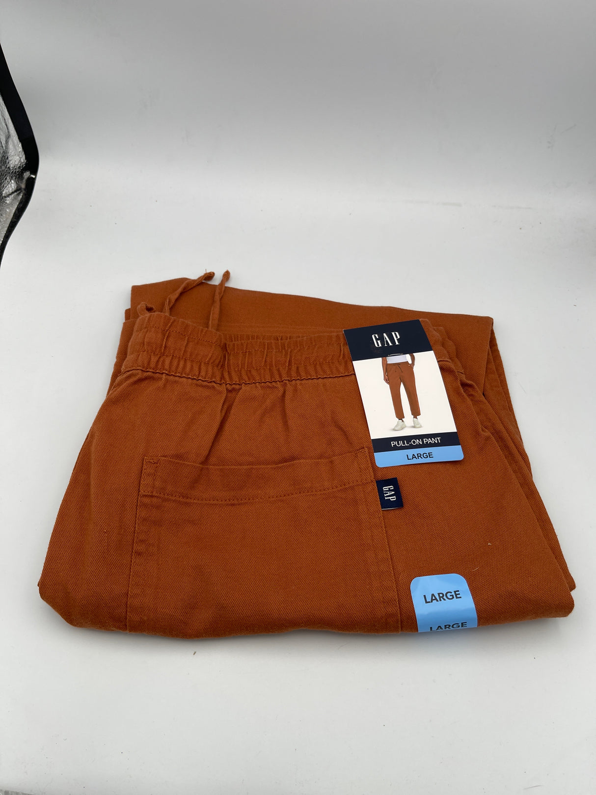 Women Gap pull on Pants