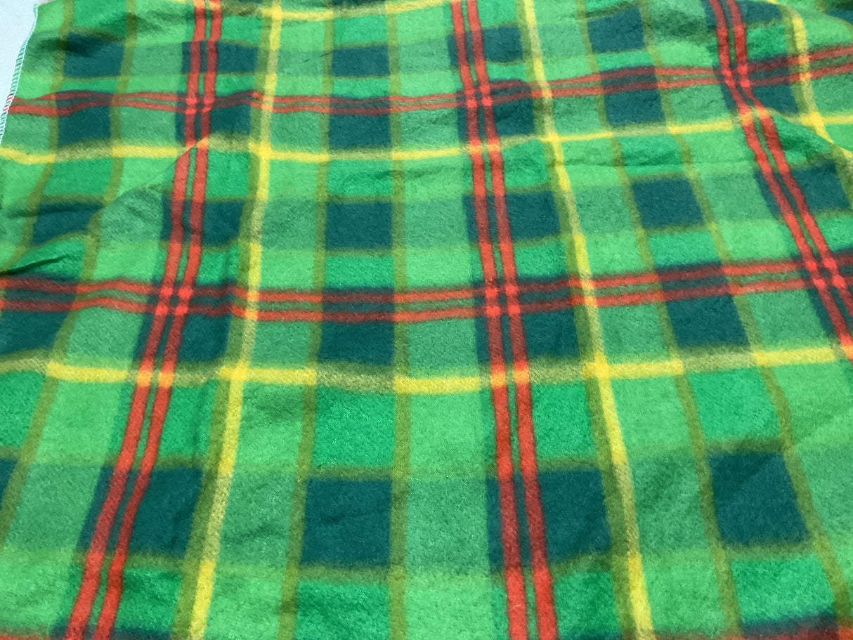 27" x 40" Assorted Pattern Cozy Pet Blanket