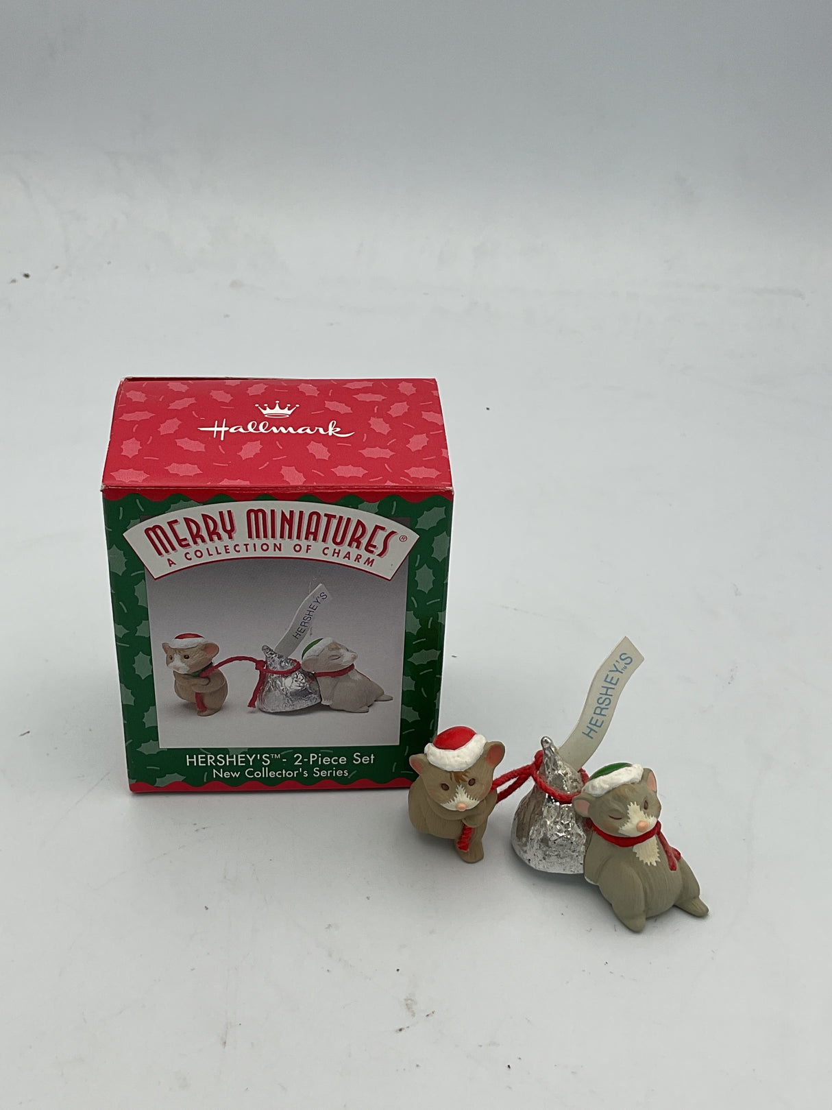 Merry Miniatures Hershey's 2 Piece Set Ornament
