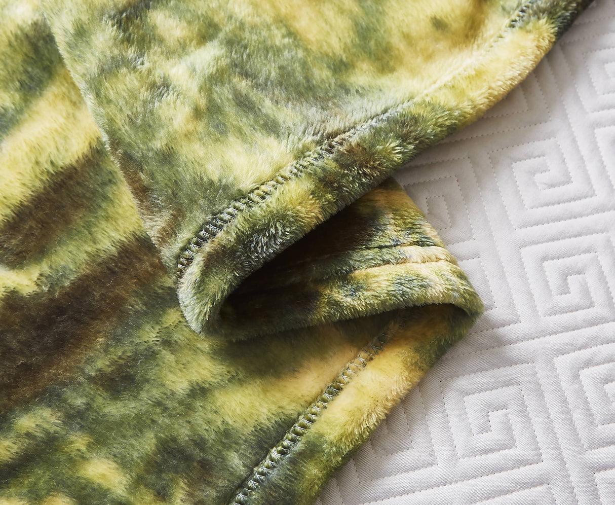 "Patriotic Tractor" 1-Ply Faux Fur Everyday Blanket