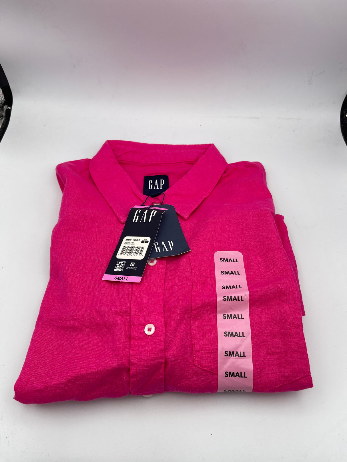 Women's Gap Long Sleeve Button Up Shirt