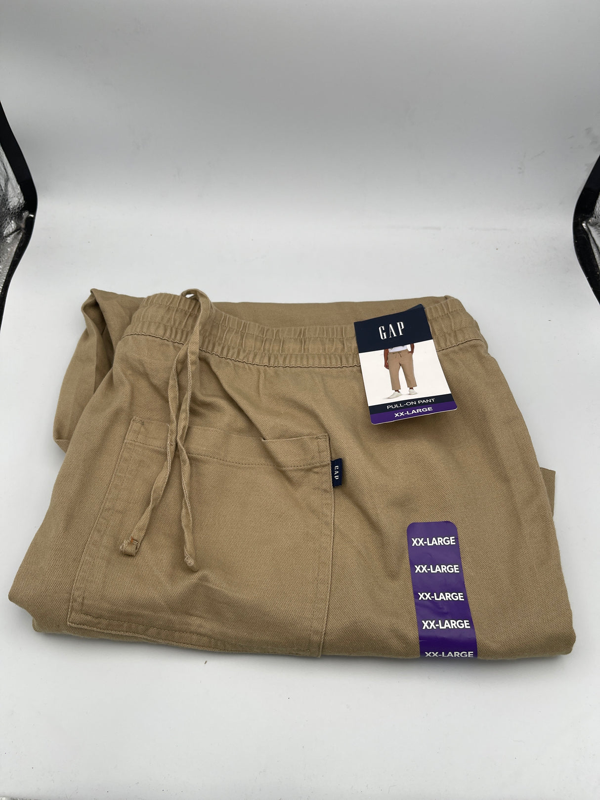 Women Gap pull on Pants