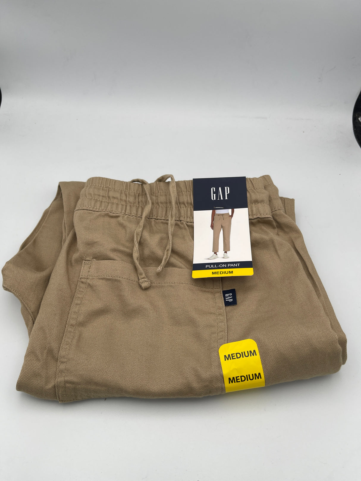 Women Gap pull on Pants