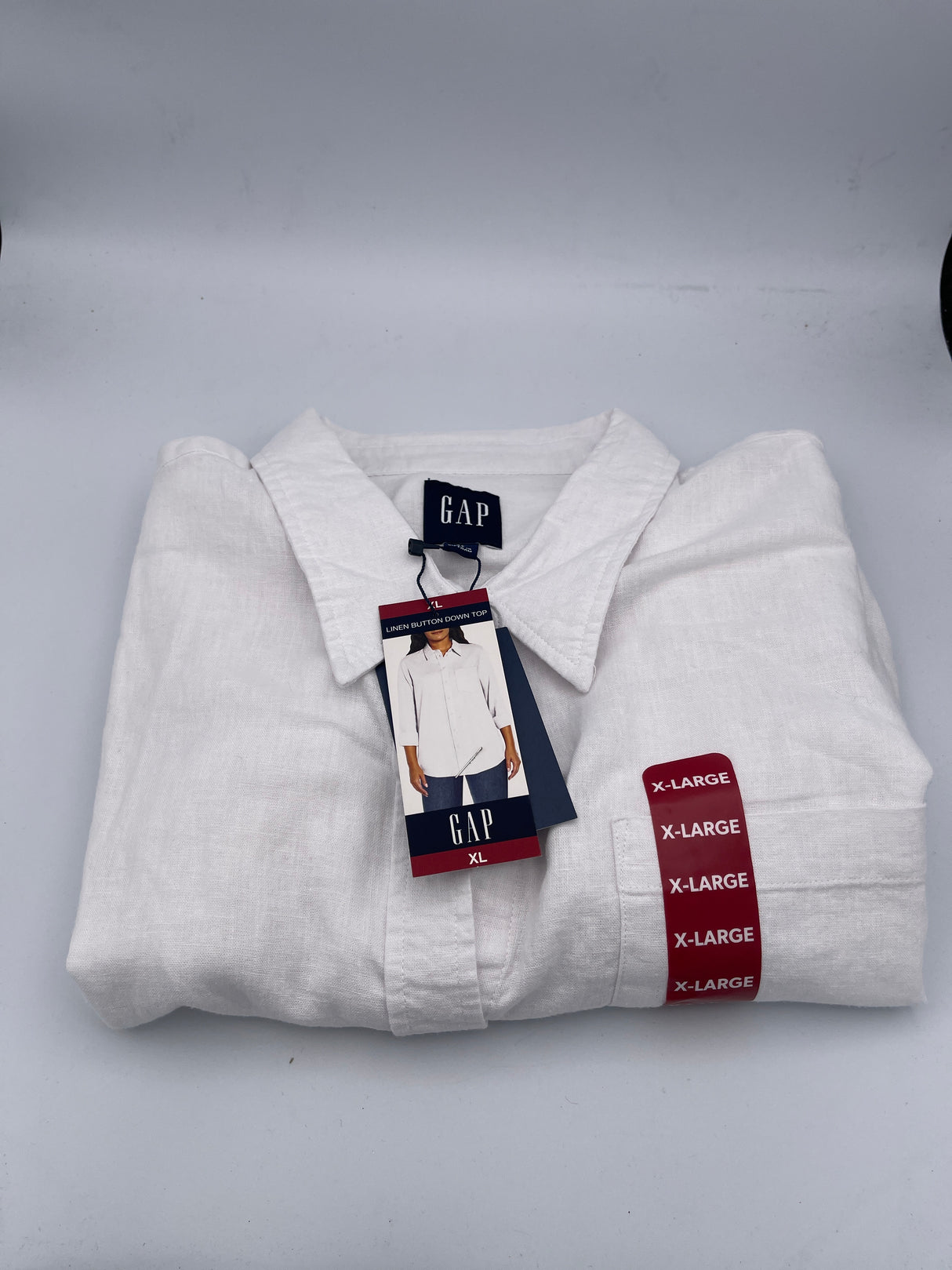 Women's Gap Long Sleeve Button Up Shirt