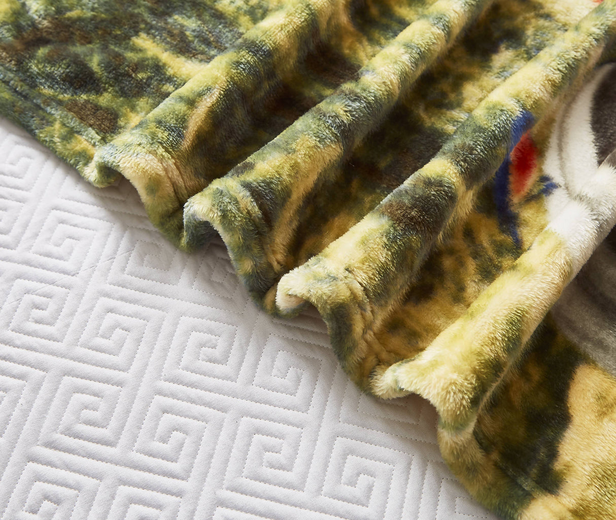 "Patriotic Tractor" 1-Ply Faux Fur Everyday Blanket