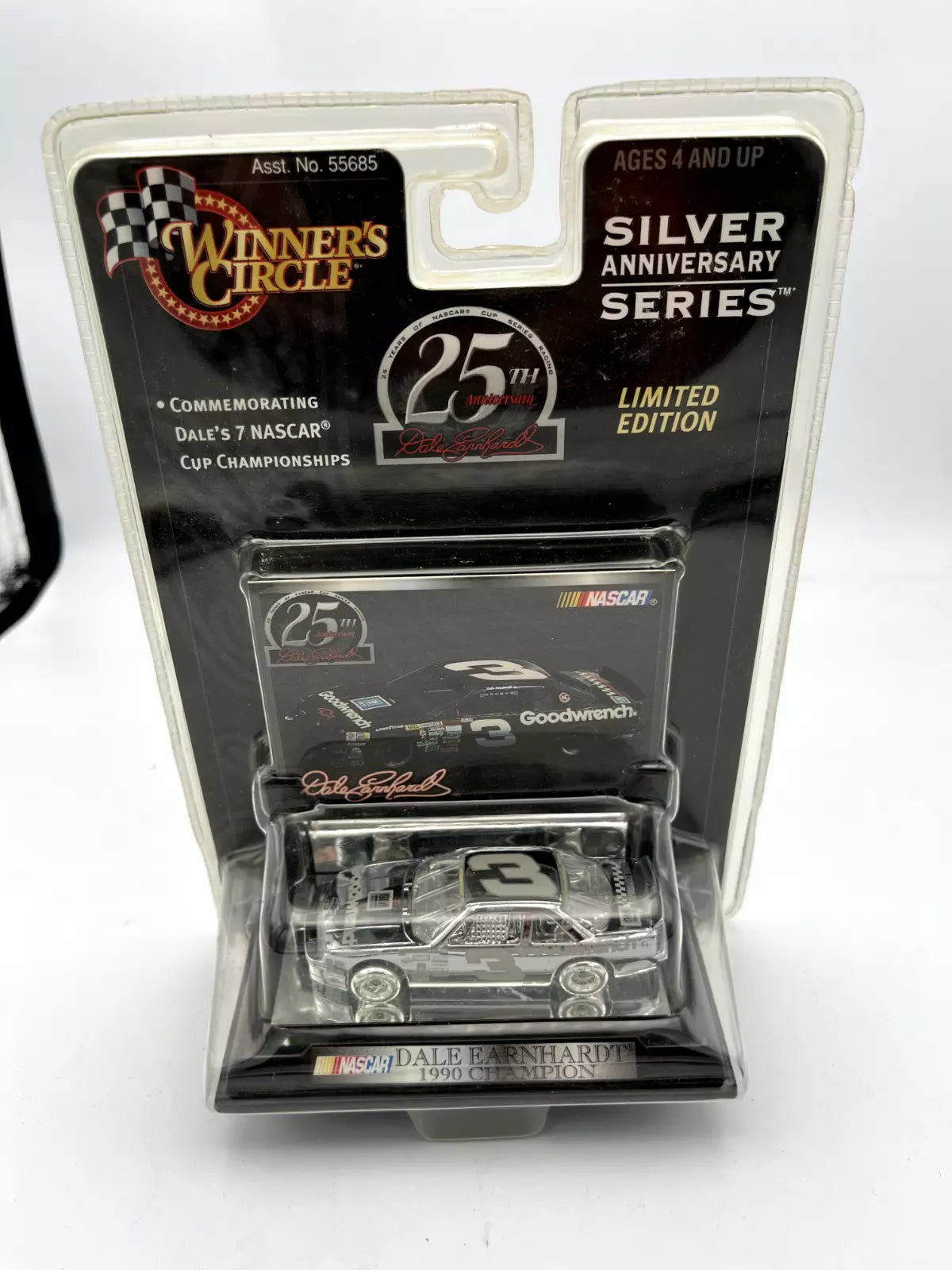 Dale Earnhardt Winners Circle 25th Silver Anniversary Series 1990