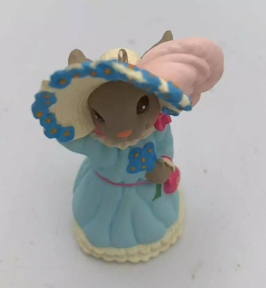 SPRINGTIME BONNETS Collector's Series Hallmark Keepsake Ornament 1995