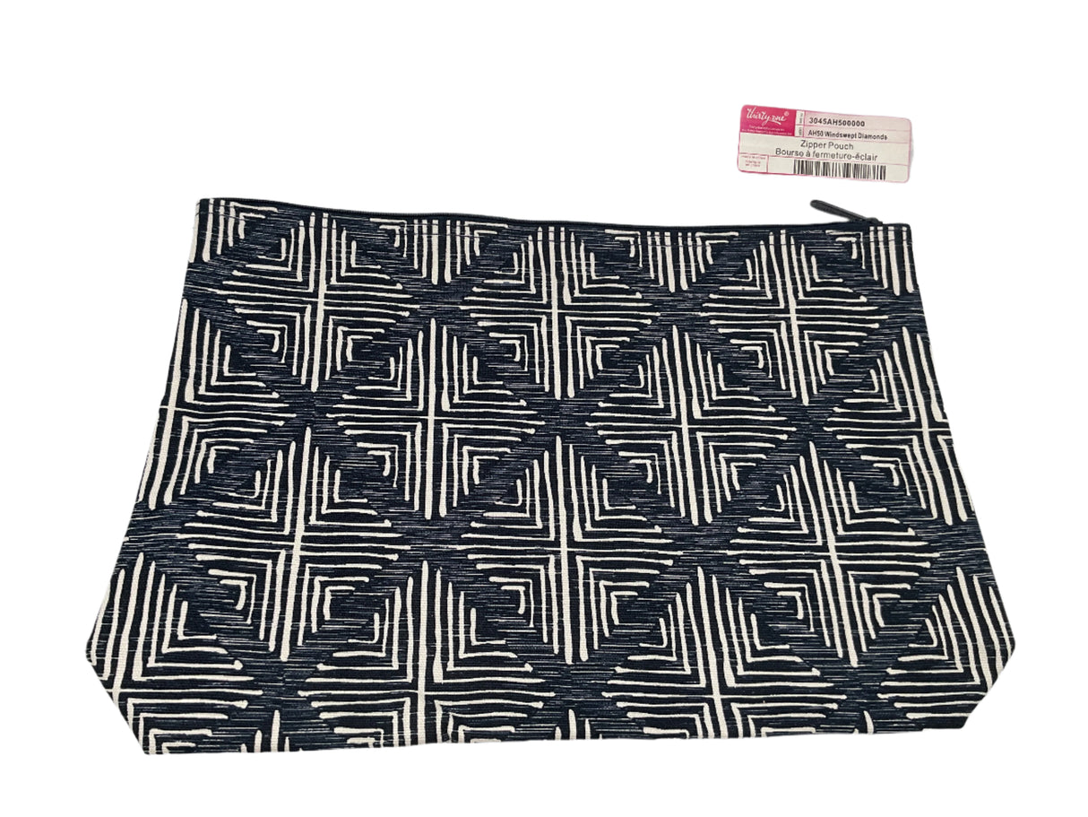Thirty-One Zipper Pouch
