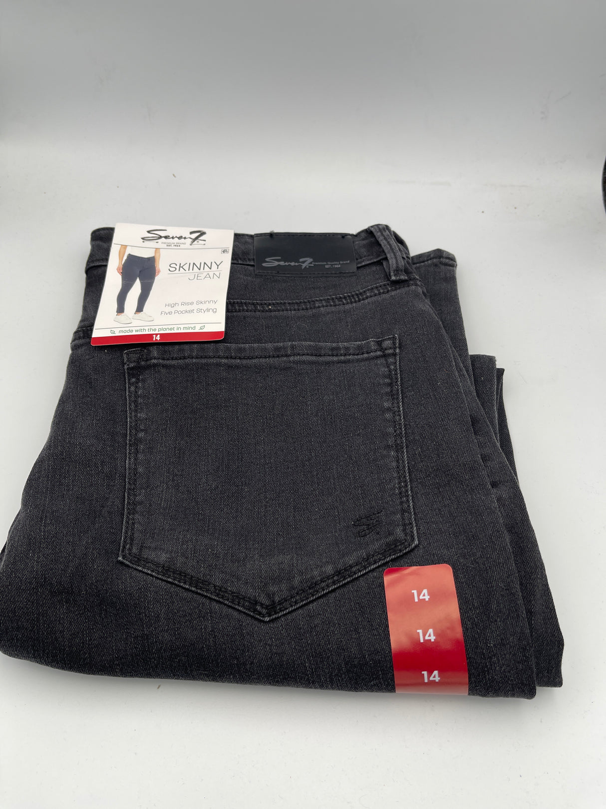 Seven 7 Jeans