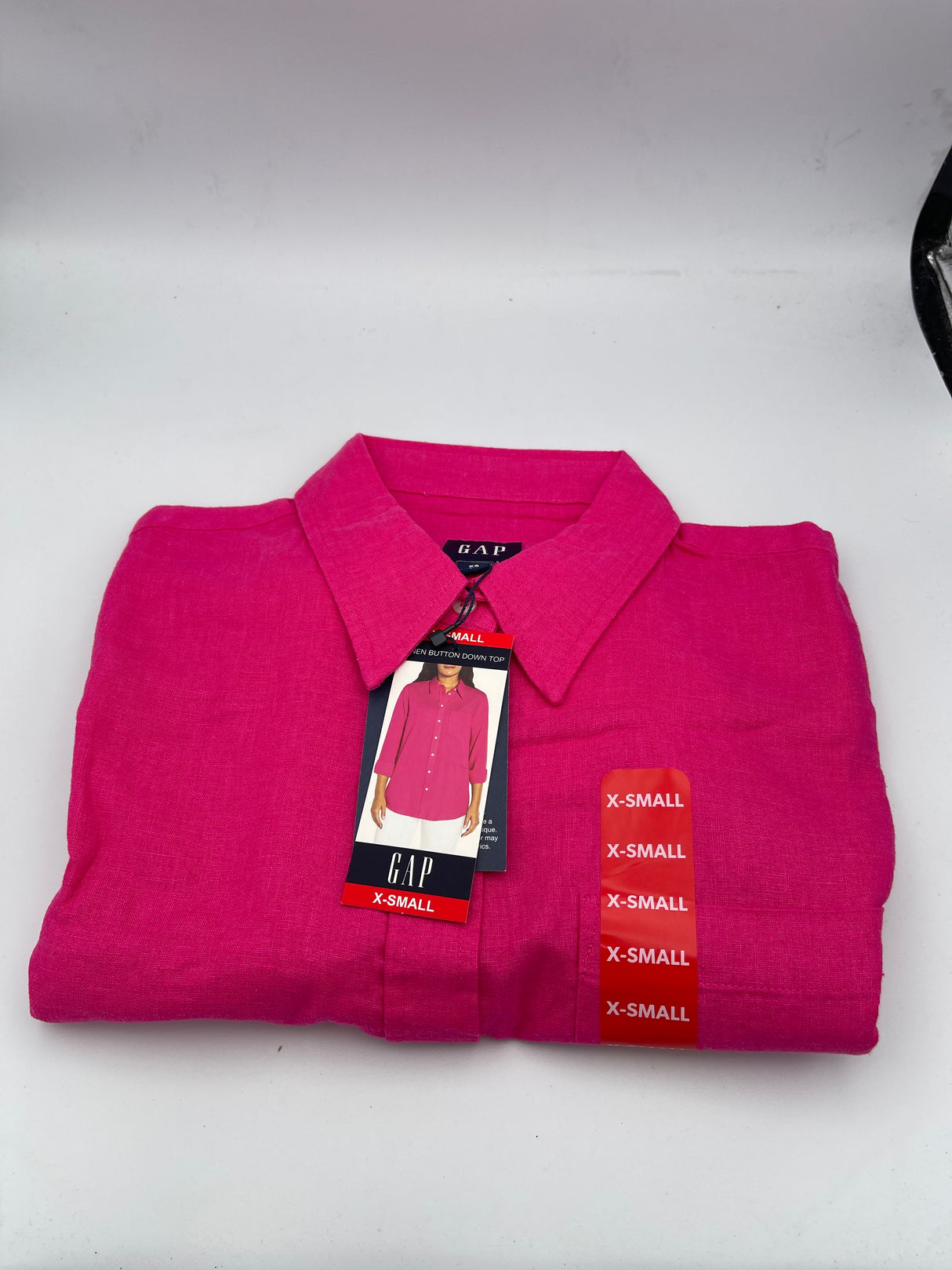 Women's Gap Long Sleeve Button Up Shirt