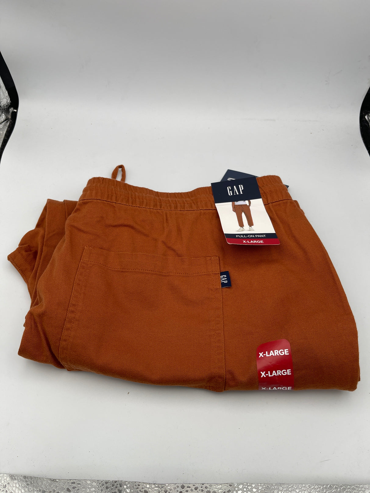 Women Gap pull on Pants