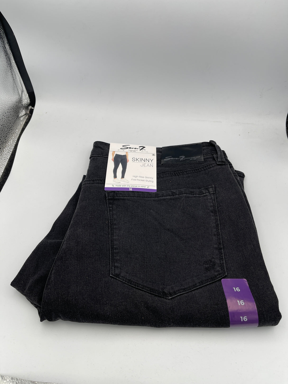 Seven 7 Jeans