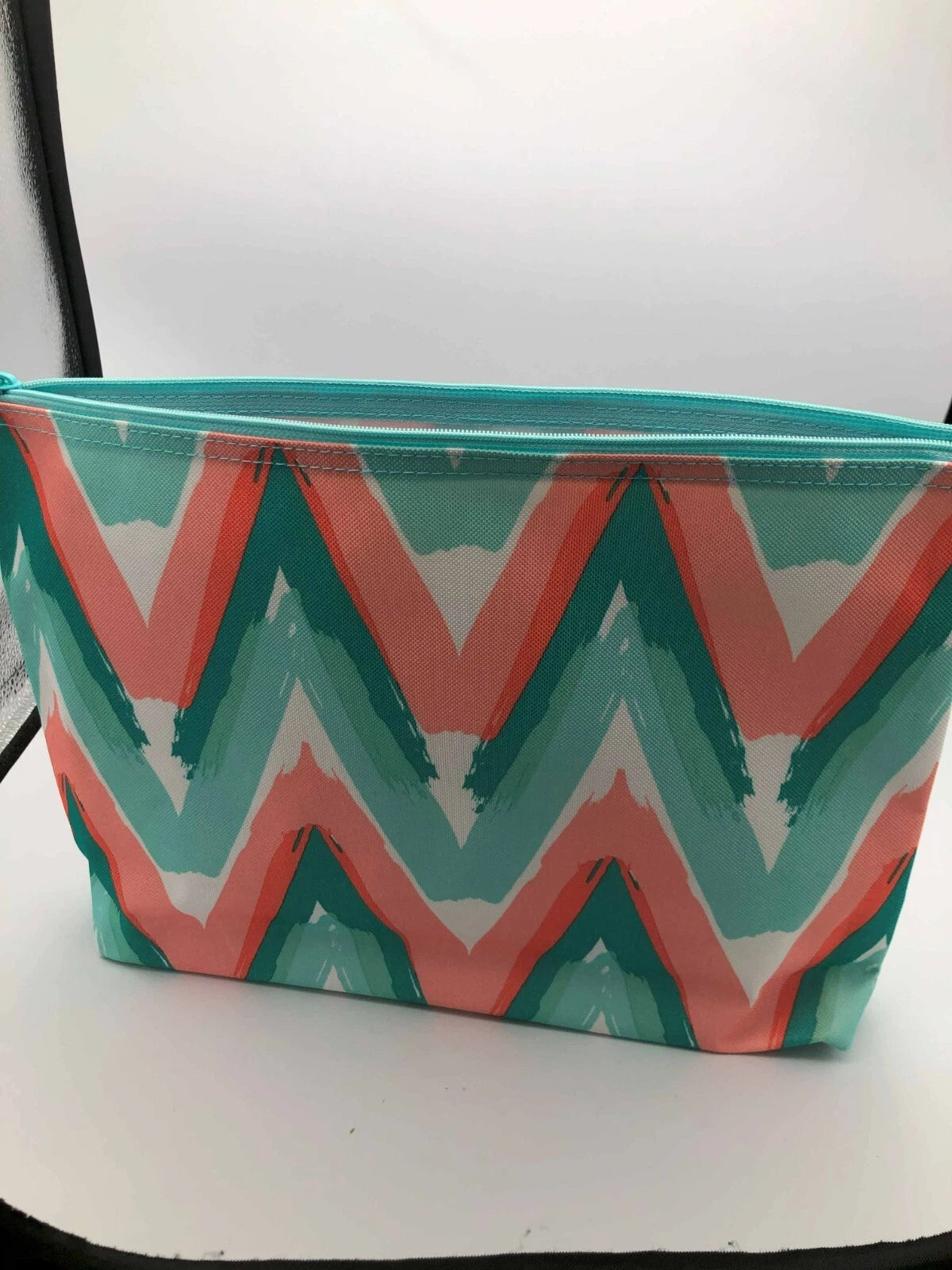 Thirty-One Zipper Pouch